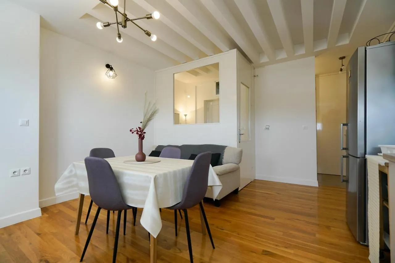 Aurora Apartment Zadar