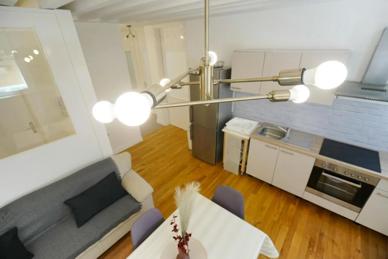 Aurora Apartment Zadar